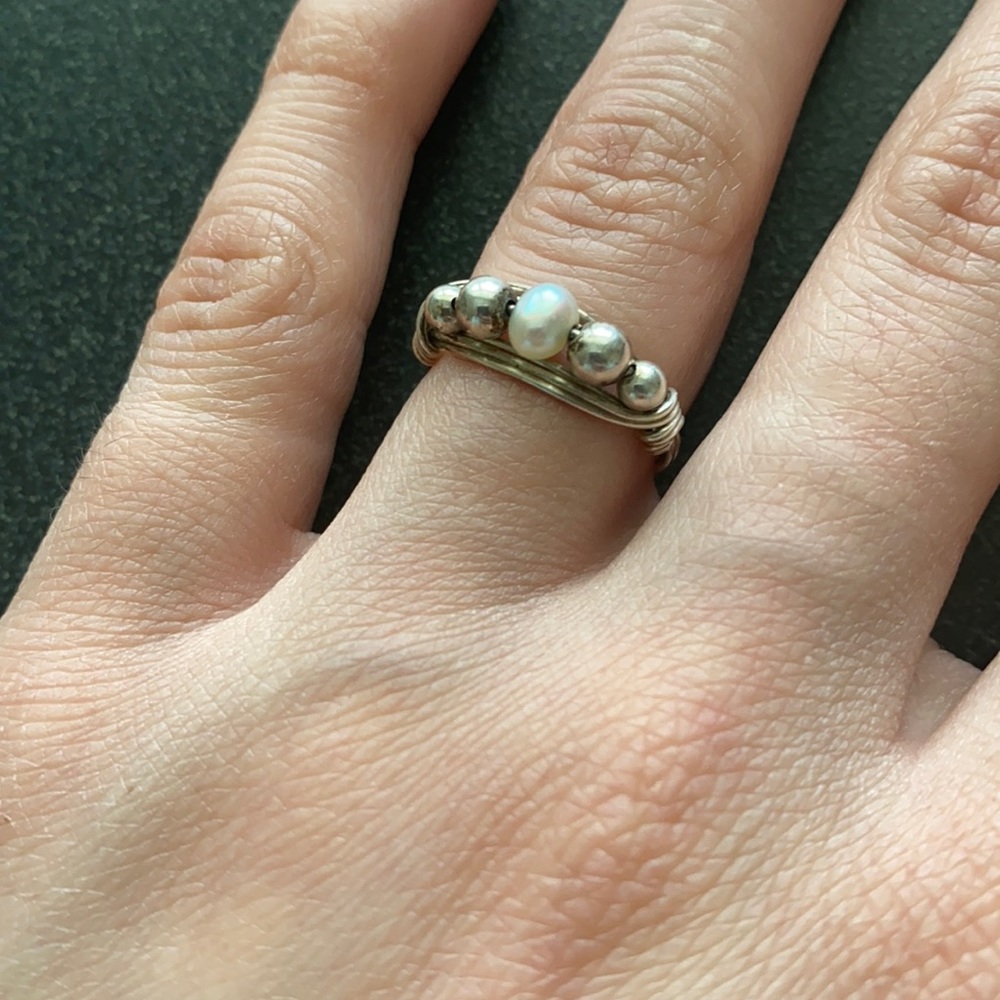 Sterling silver ring silver and a white pearl